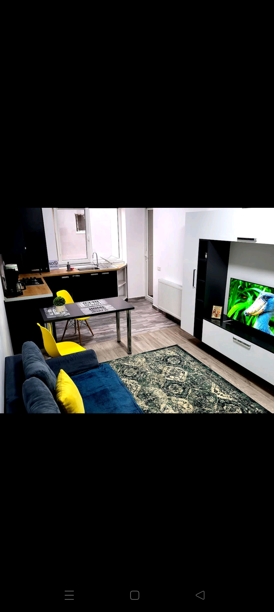 Yellow House Berceni