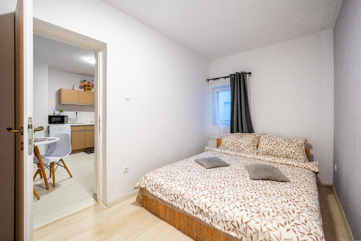 Yvett Guest House