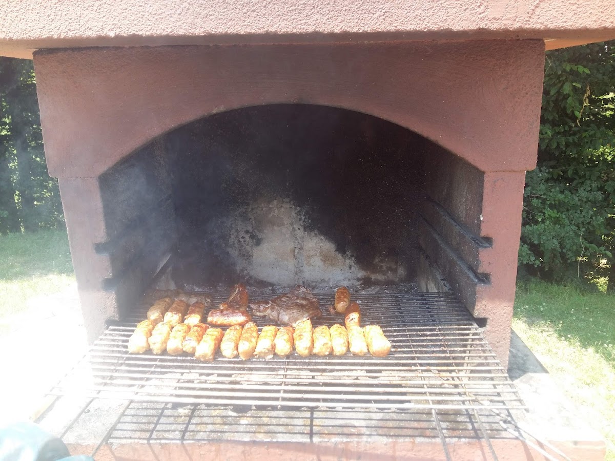 Mioveni Piknikező Terület - foto 3