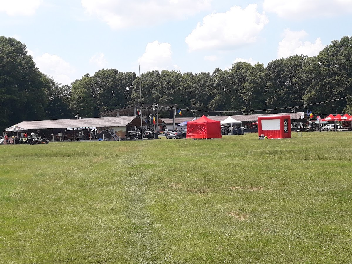 Mioveni Piknikező Terület - foto 4