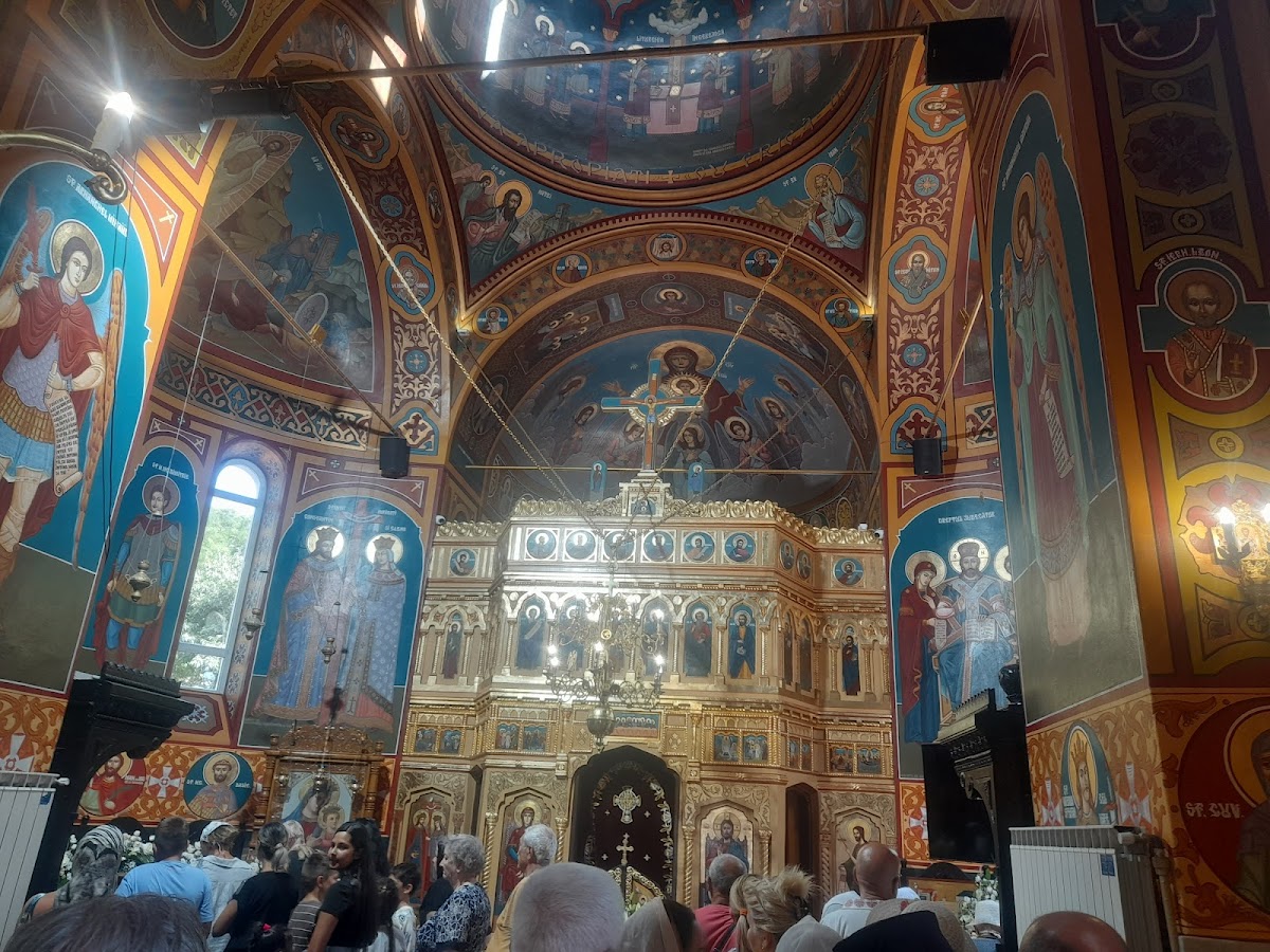 Iglesia de la Natividad de San Juan Bautista - foto 2
