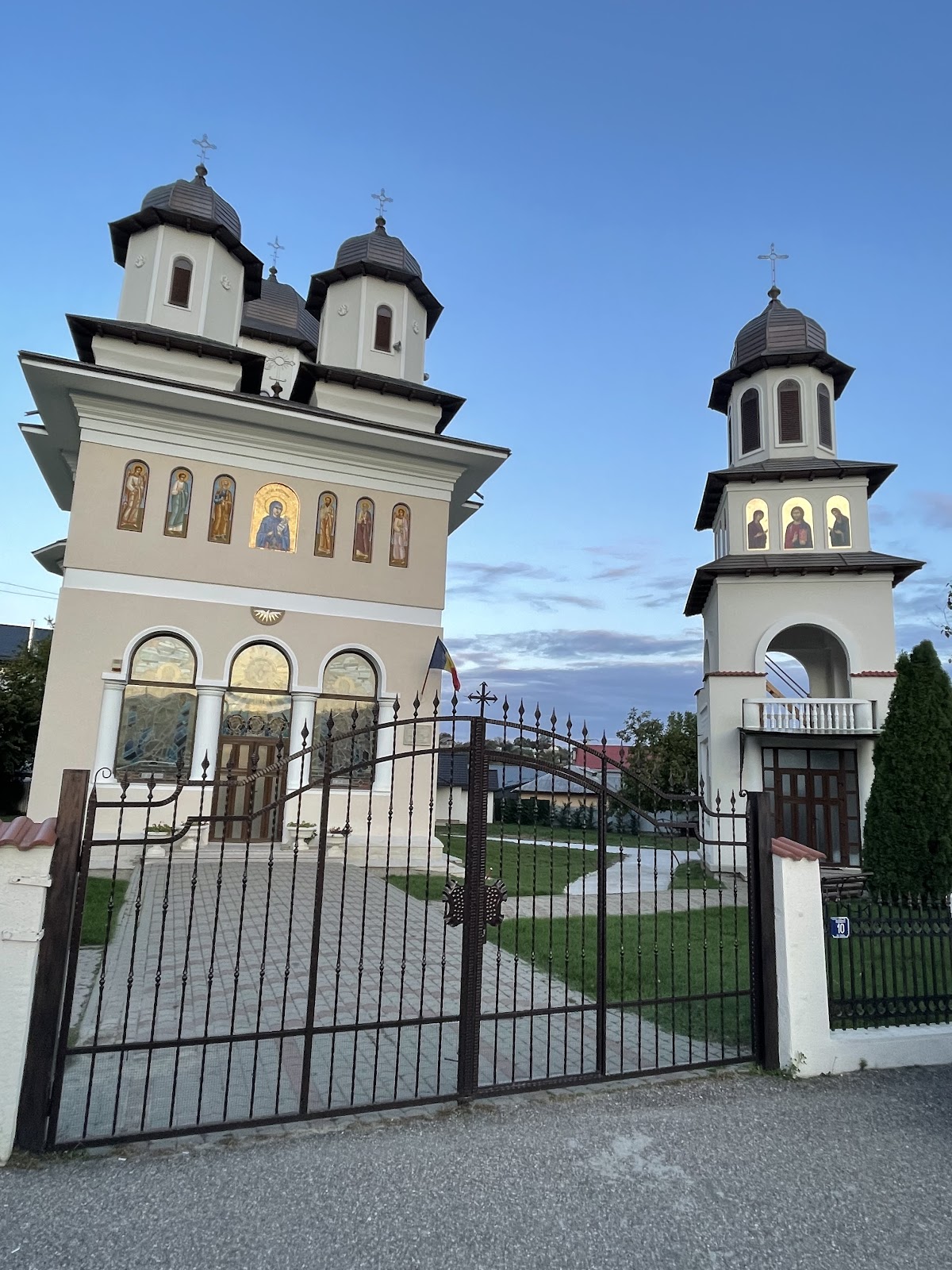 Iglesia Ortodoxa de Santa Parascheva