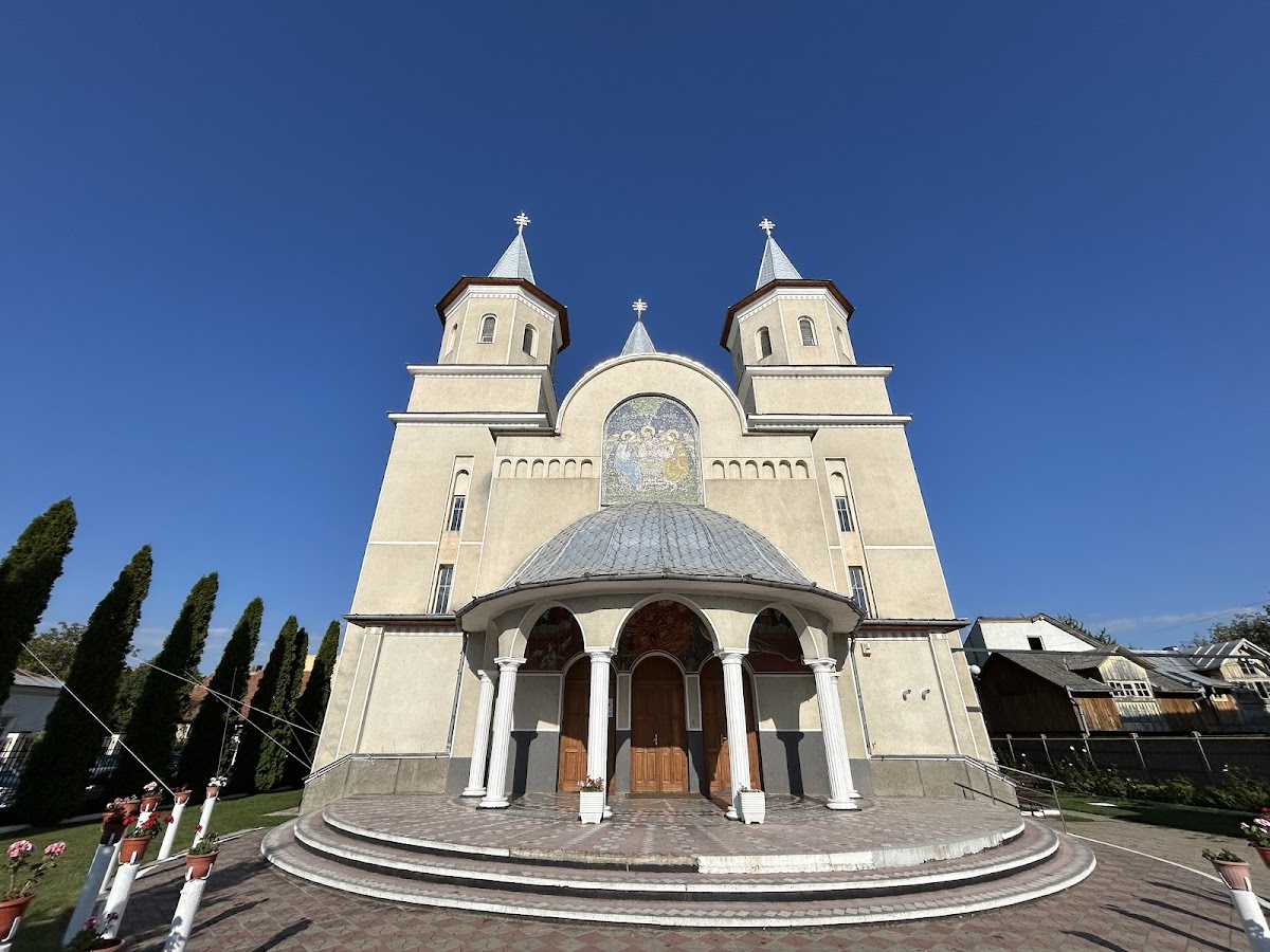 Iglesia Ortodoxa "Santa Trinidad"
