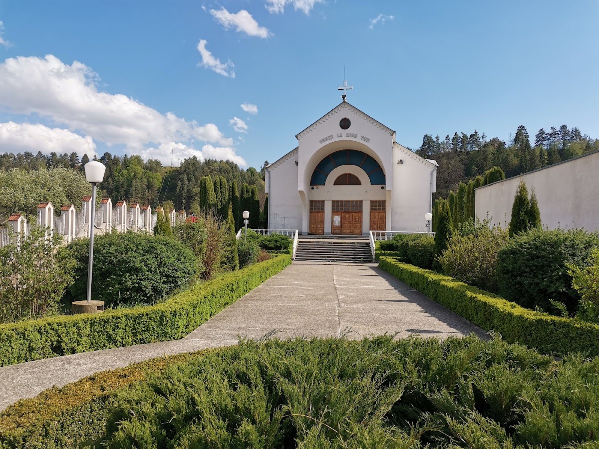 Iglesia "Sagrado Corazón de Jesús" Dărmănești
