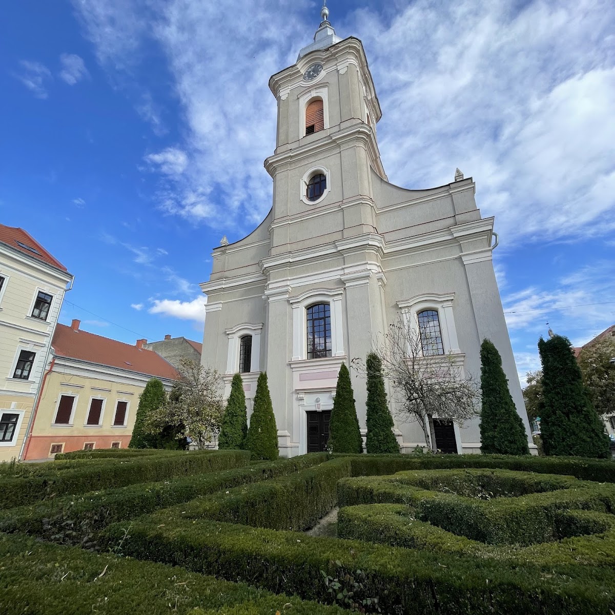Iglesia reformada con cadenas en Satu Mare