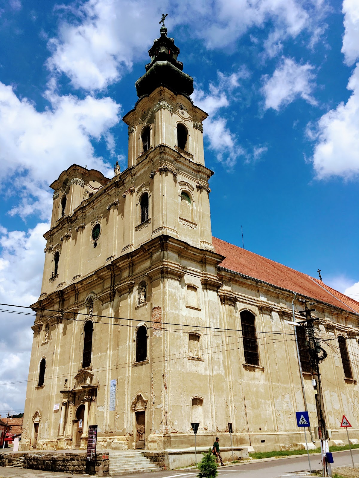 Iglesia católica romana de los Santos Apóstoles Pedro y Pablo