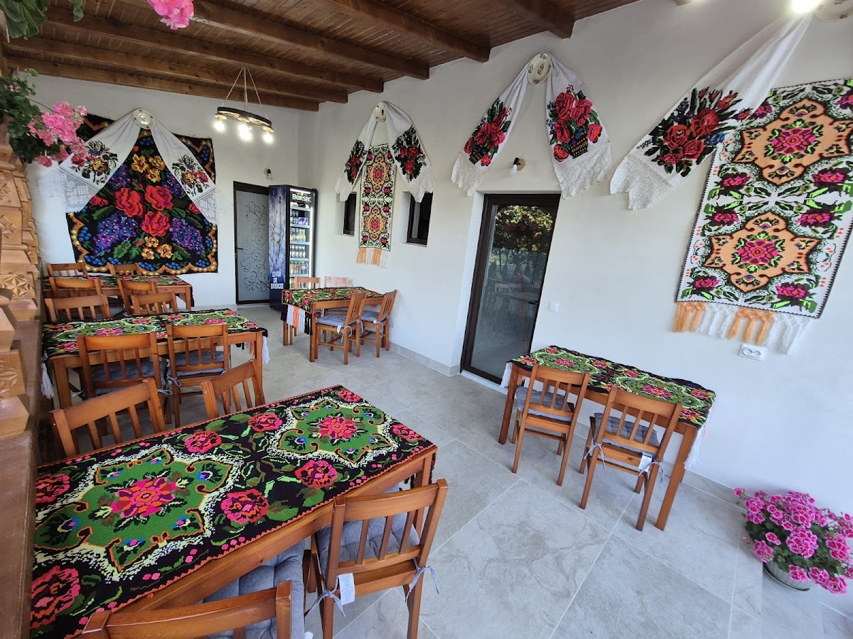 Lokale Kueche Preluca Nouă