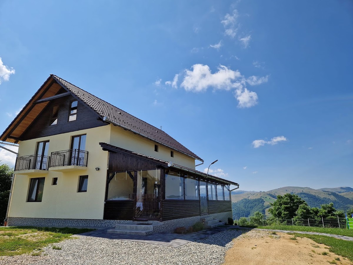 Cabana Alpina Jina