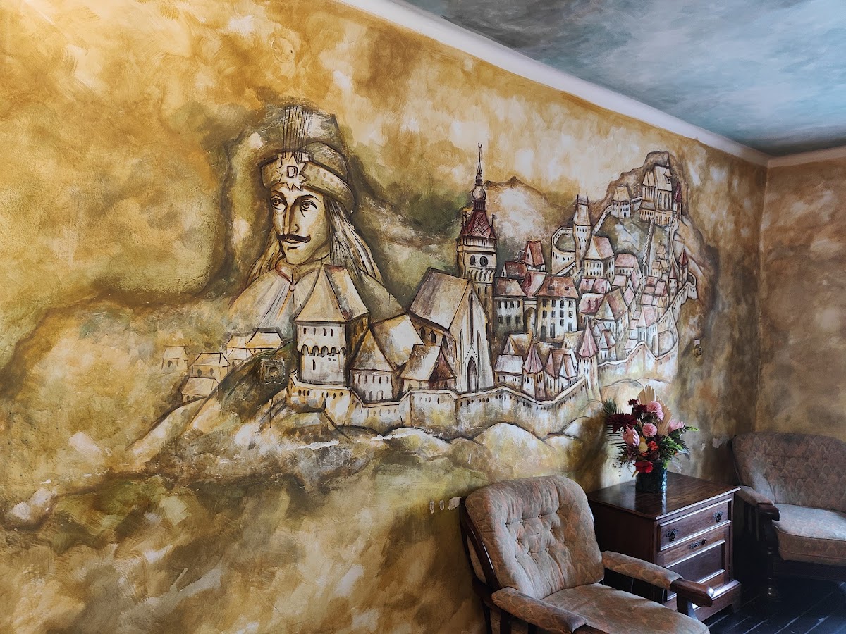 Casa lui Vlad Dracul - foto 2