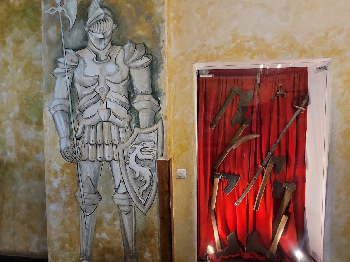 Casa lui Vlad Dracul - foto 5