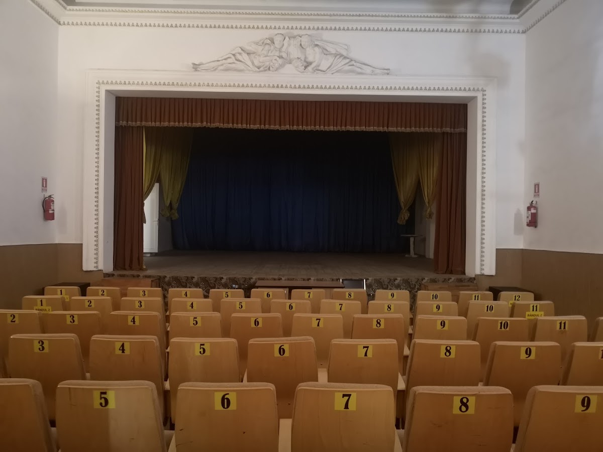 Casa de Cultura "Neculai Cioată" Negrești