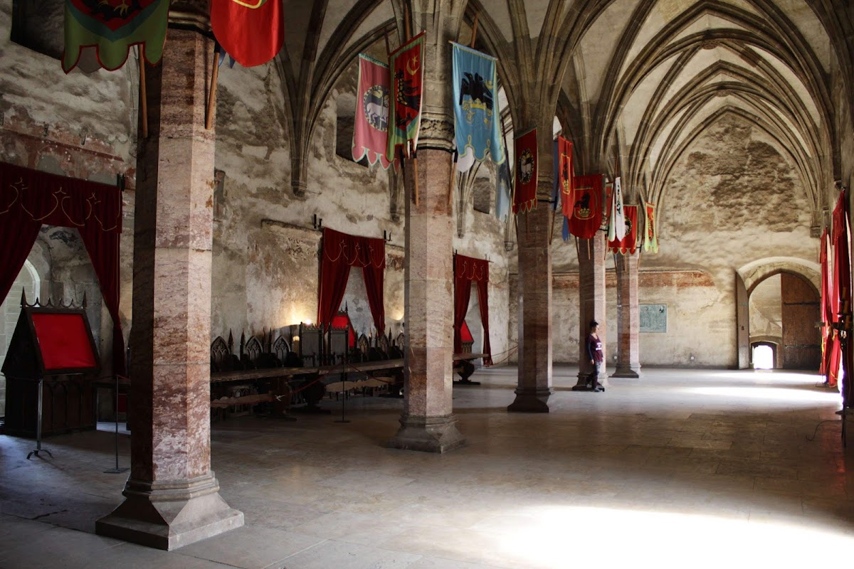 Castelul Corvinilor - foto 3