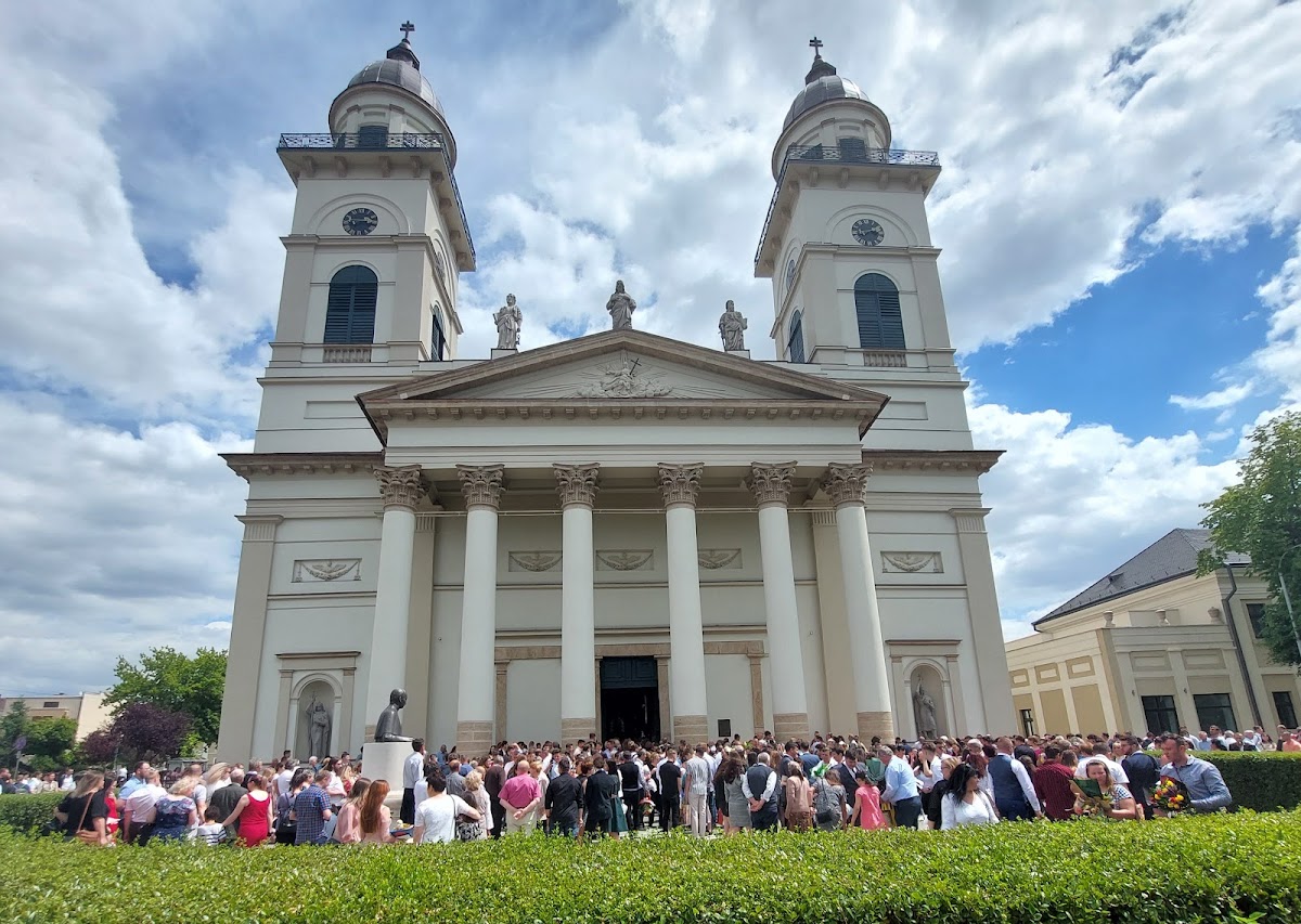Catedral Católica Romana "Ascensión" Satu Mare