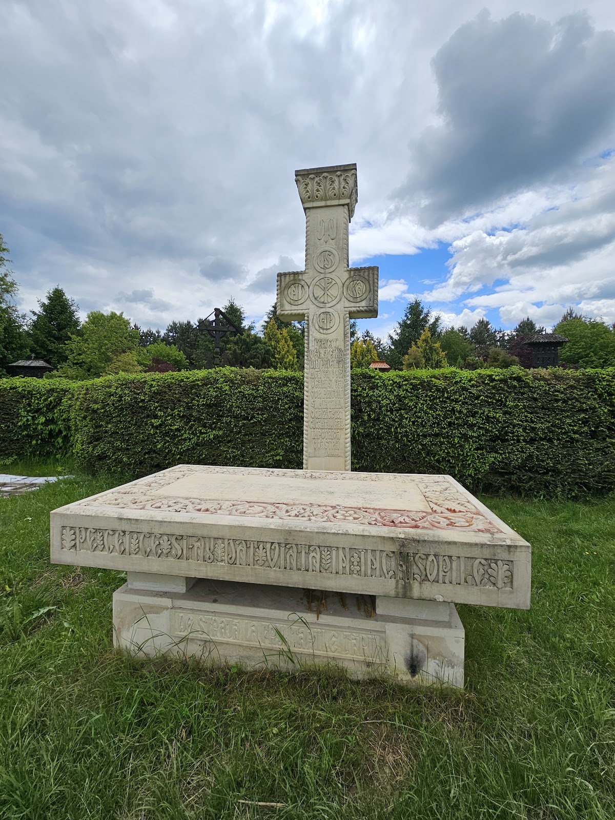 Ancien cimetiere Sat-Şugatag