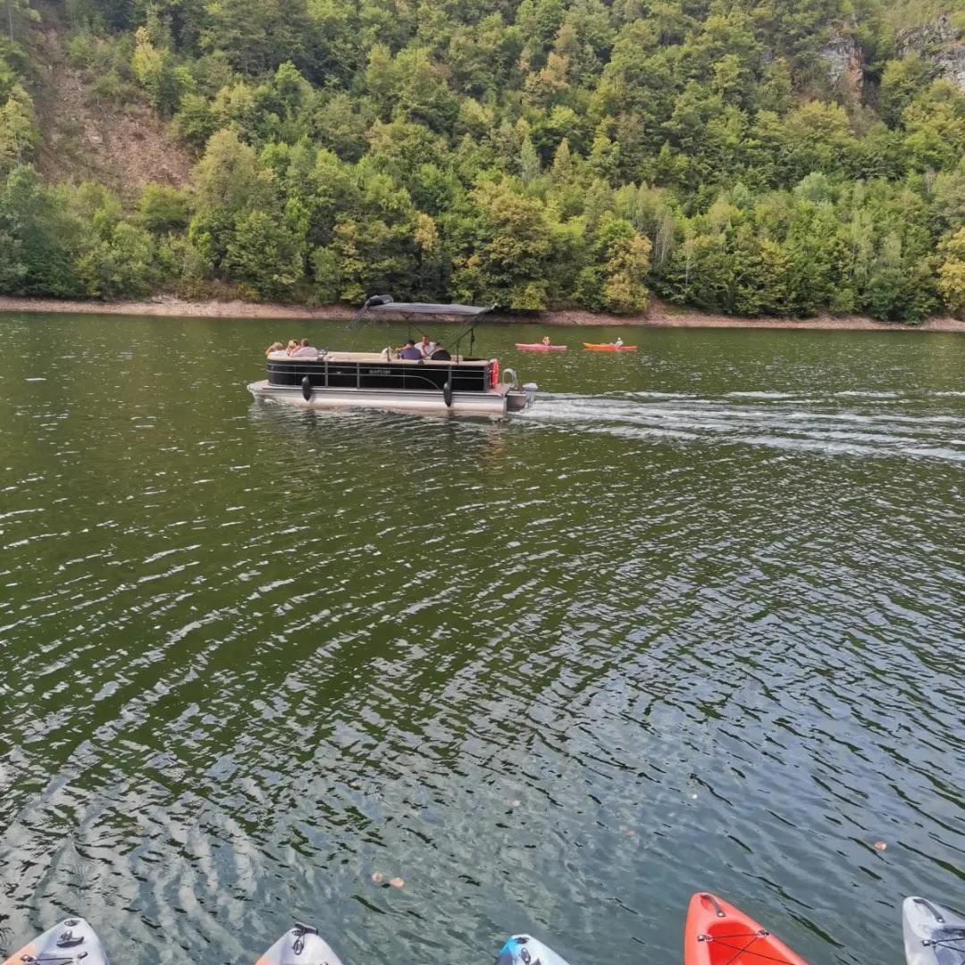 Lacul Tarnita - foto 4