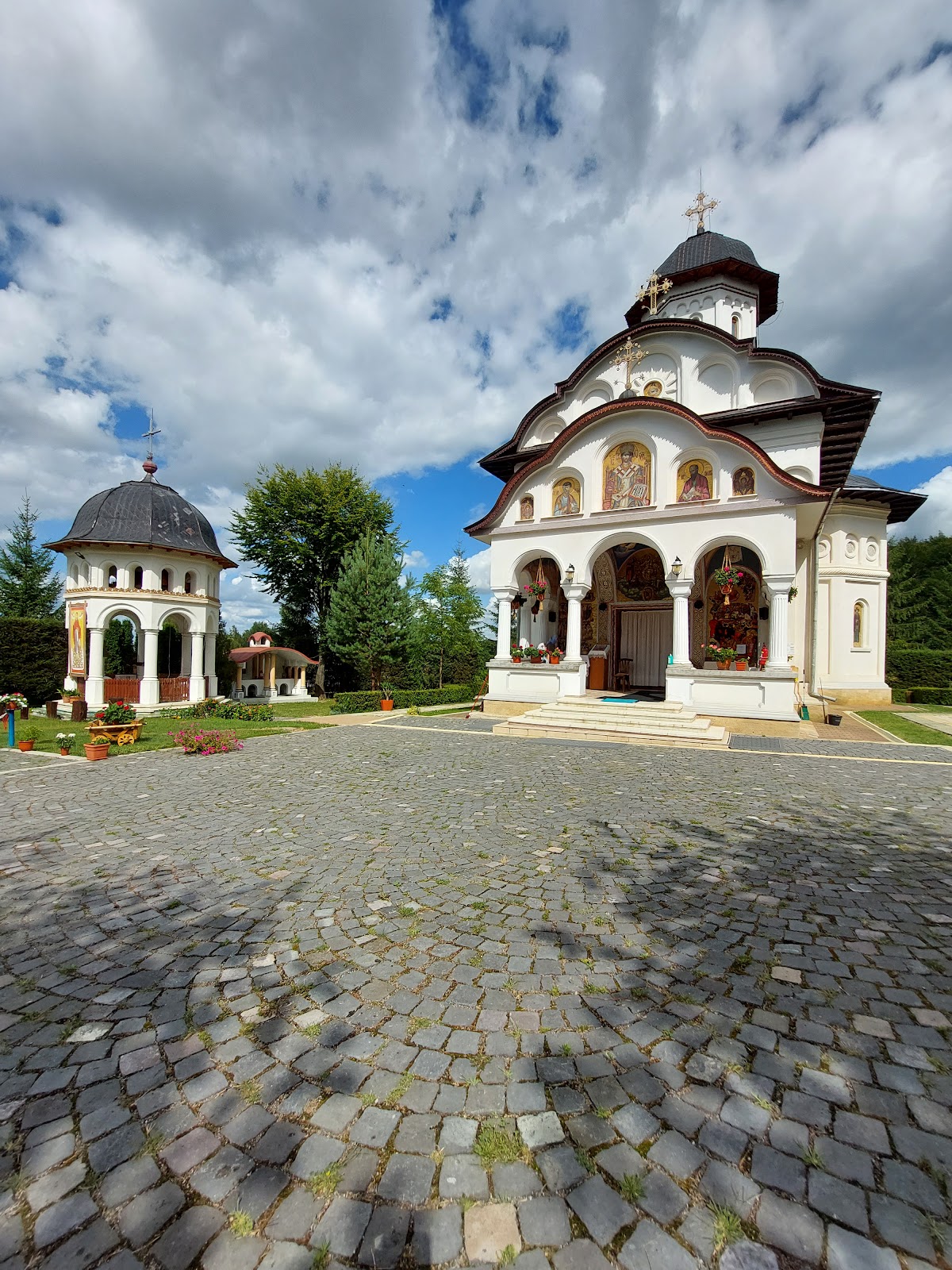 Monasterio de Cârţişoara