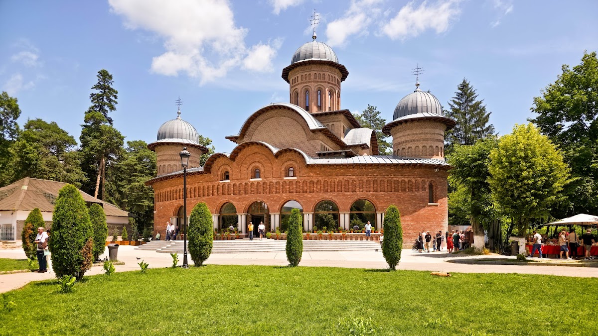 Manastirea Curtea de Arges - foto 3