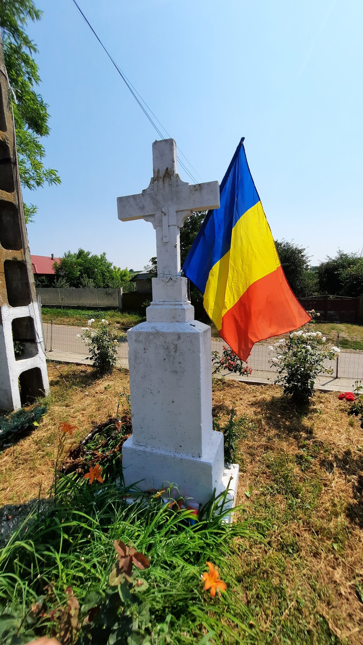 英雄纪念碑 Cărpiniş