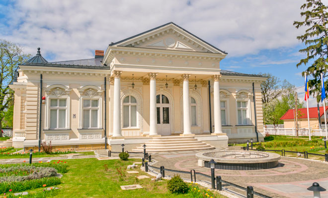 Museo de Historia Teodor Cincu