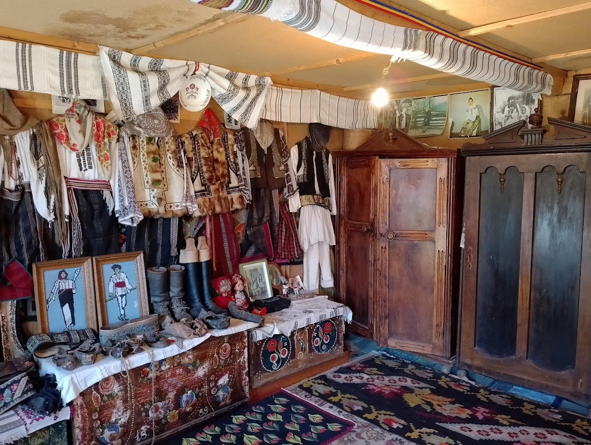 Etnográfiai Múzeum "Ioan Grămadă" - foto 4