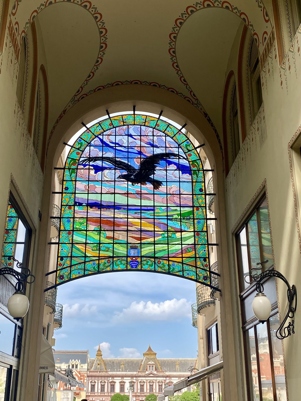 Palatul Vulturul Negru - foto 5