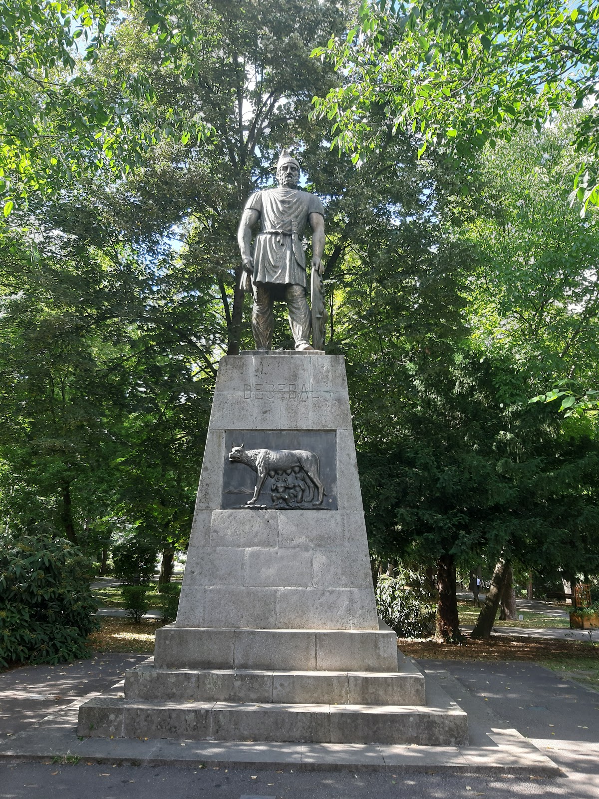 Parque Cetate
