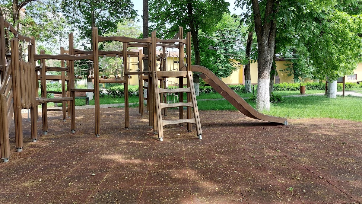 Parque de los Niños - Curtici