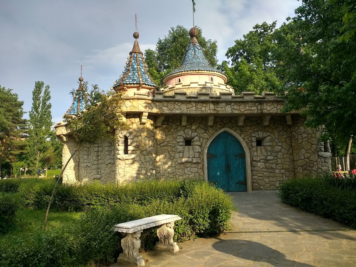 Ion Creangă Children's Park