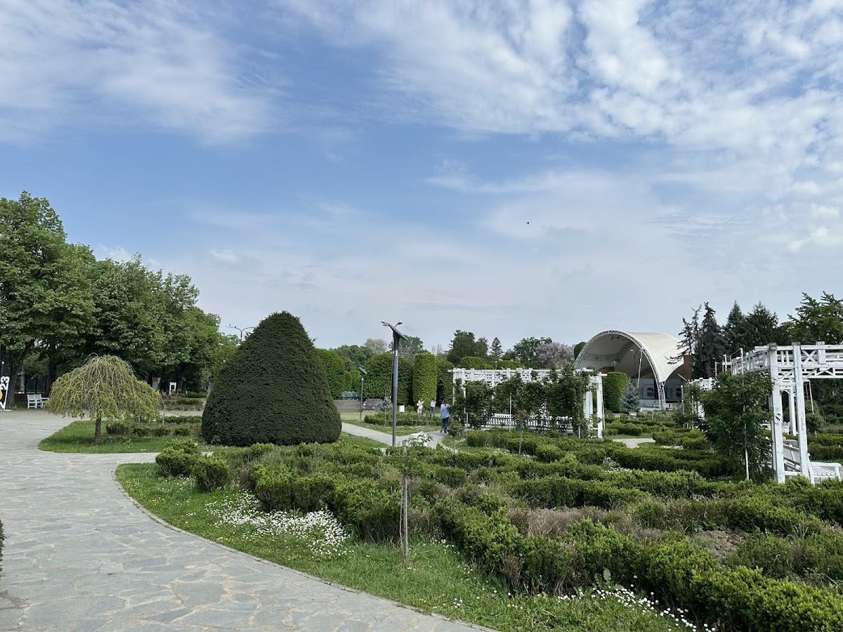 Parcul Rozelor - foto 3