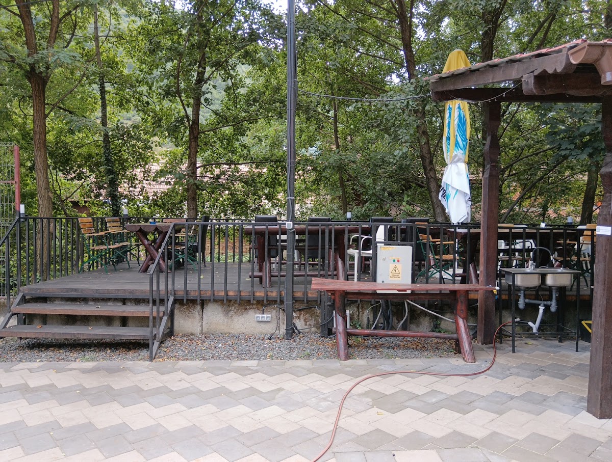 Pensiunea Lacul de Argint, Restaurante