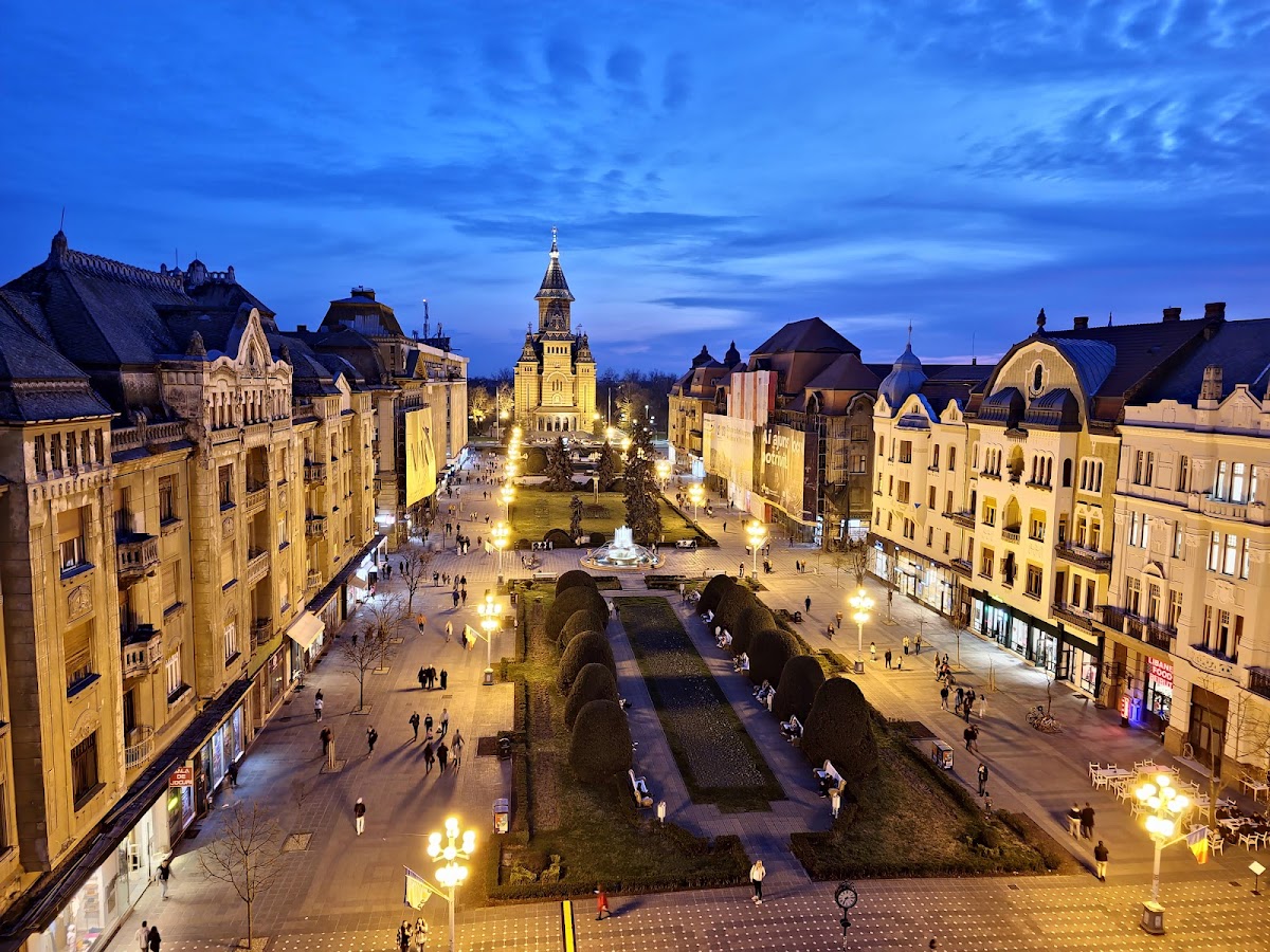 Piata Victoriei - foto 2