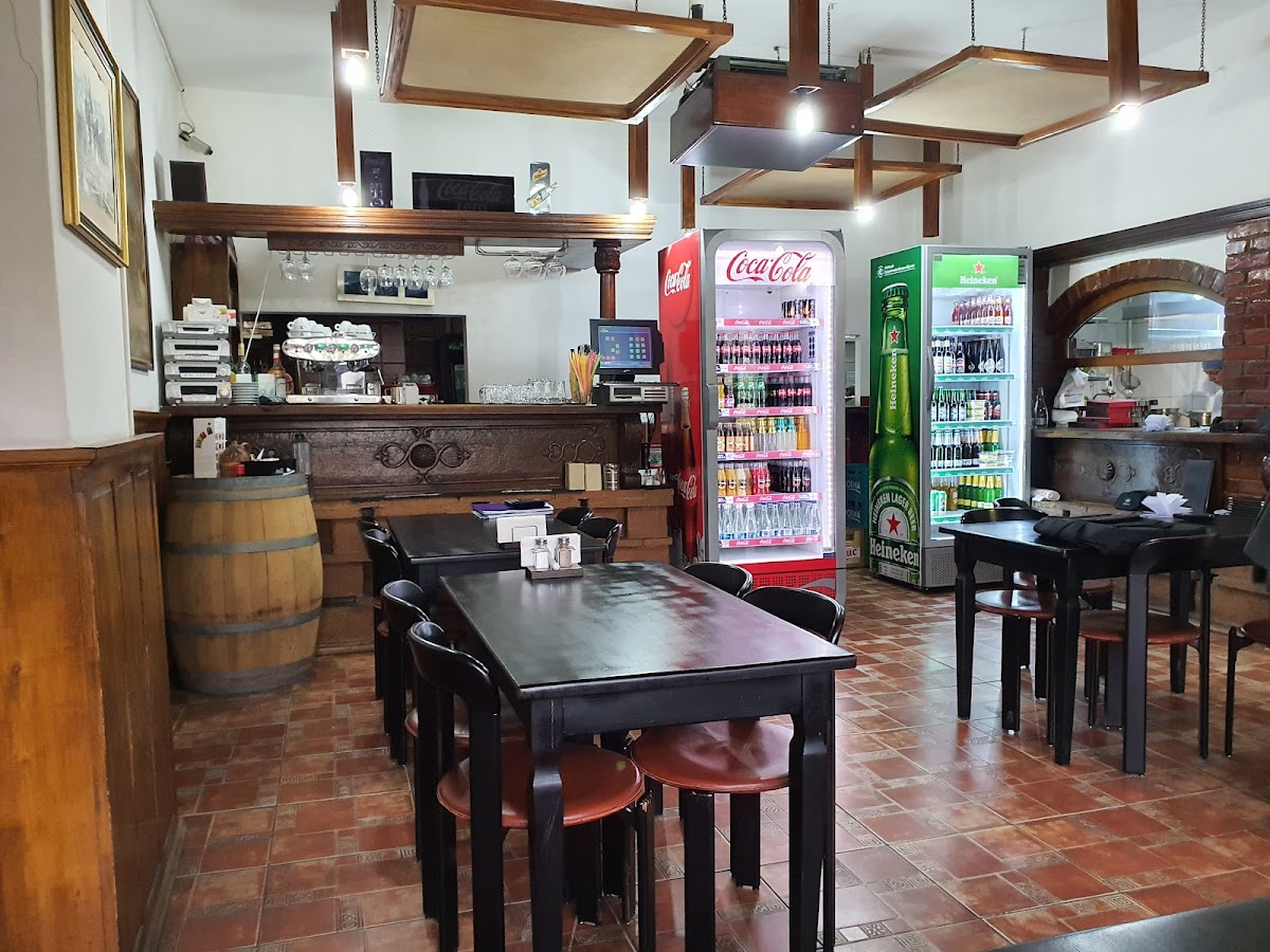 Pizzeria La Costa