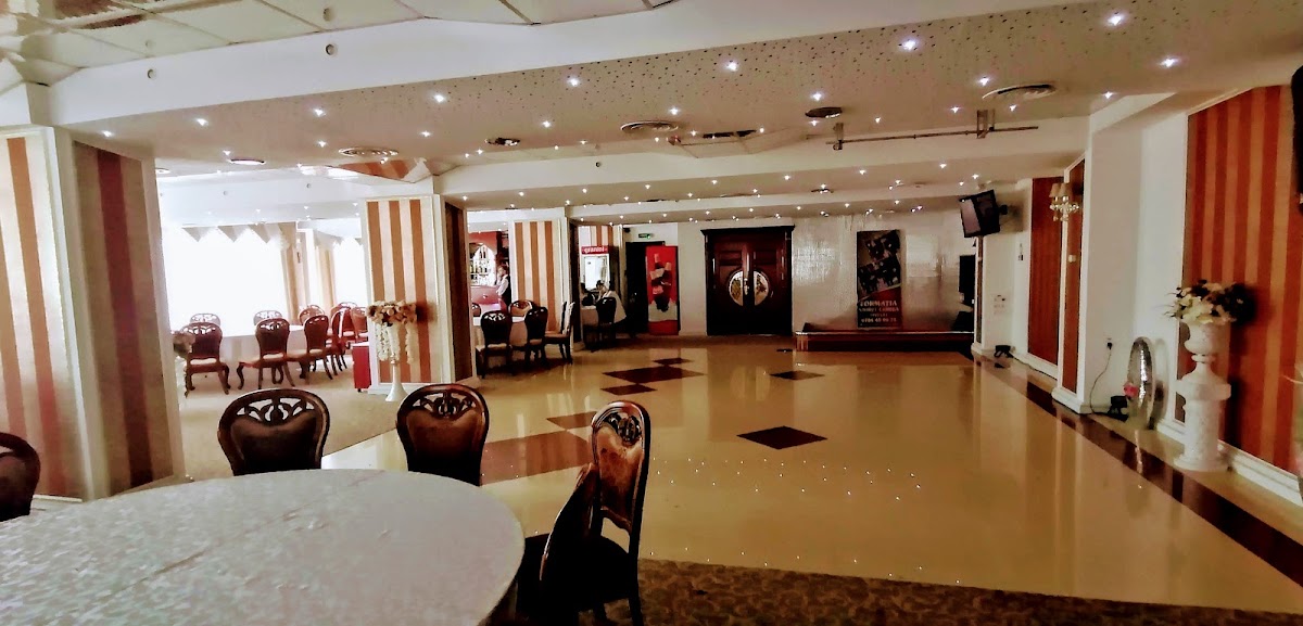Restaurante Intim