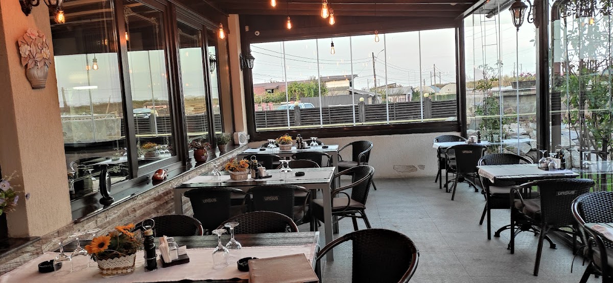 Restaurant "La Casa Cu Stuf" Brăila