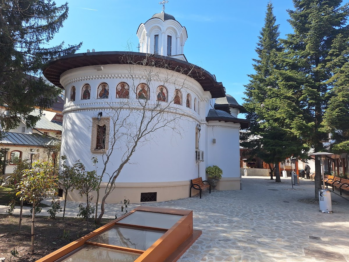 Monasterio Darvari
