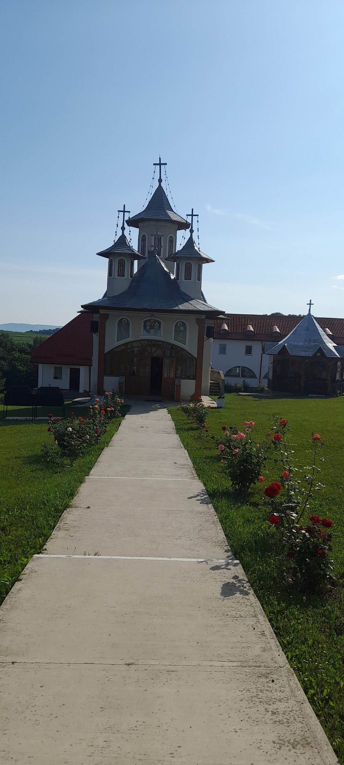 Schitul Sfânta Treime