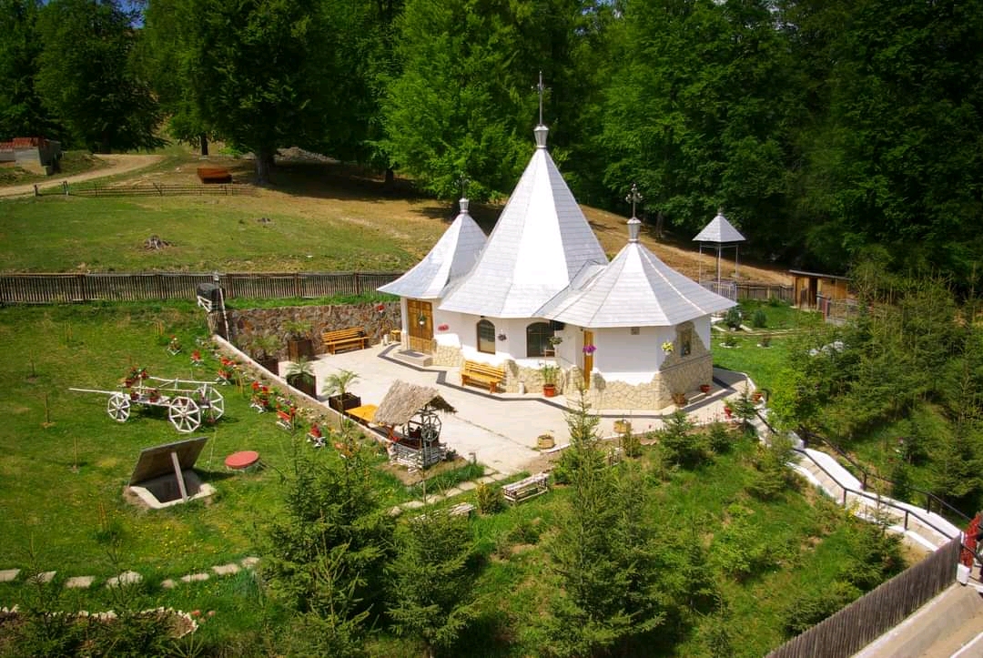 Kloster "Heiliger Apostel Andreas" - foto 2