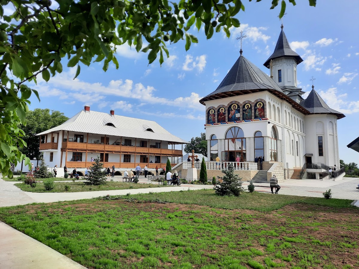Schitul Sfântul Mina