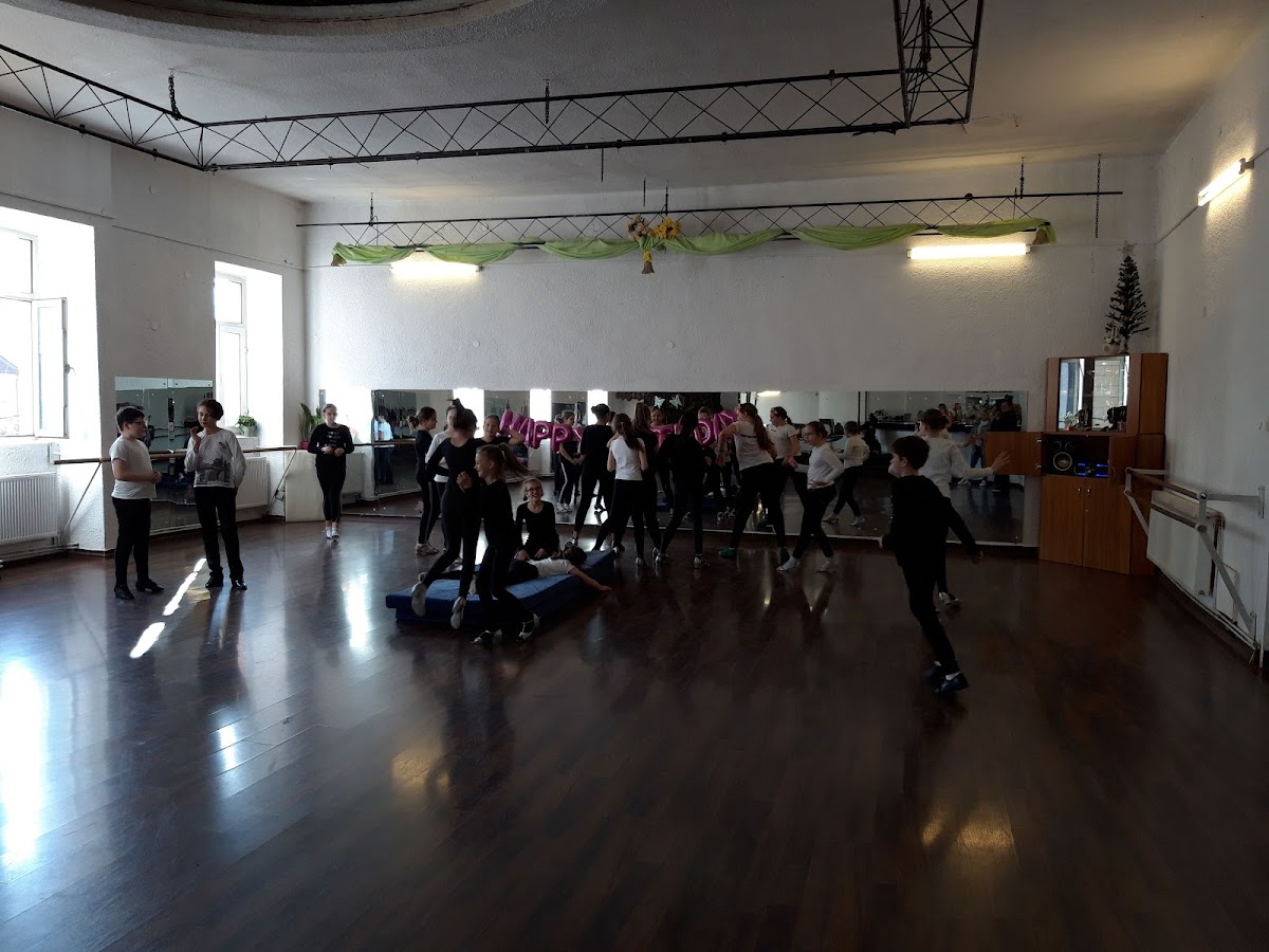 Ancienne ecole Cufoaia - foto 3