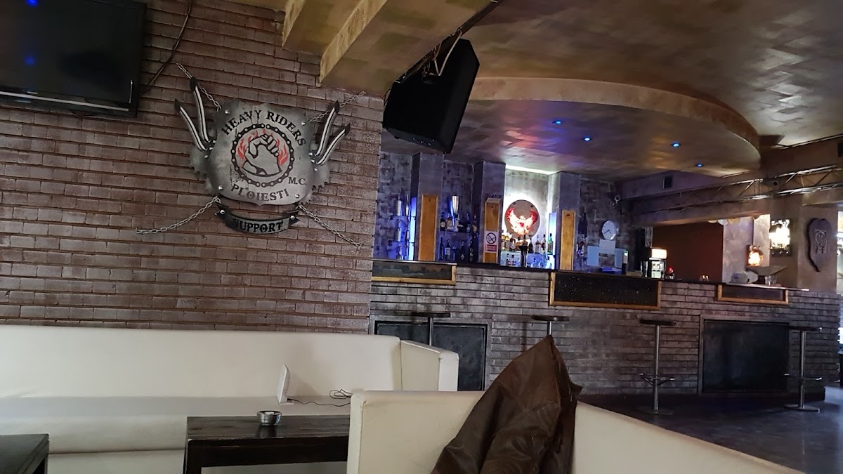 Steel Club