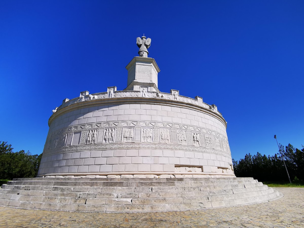 Tropaeum Traiani - foto 1